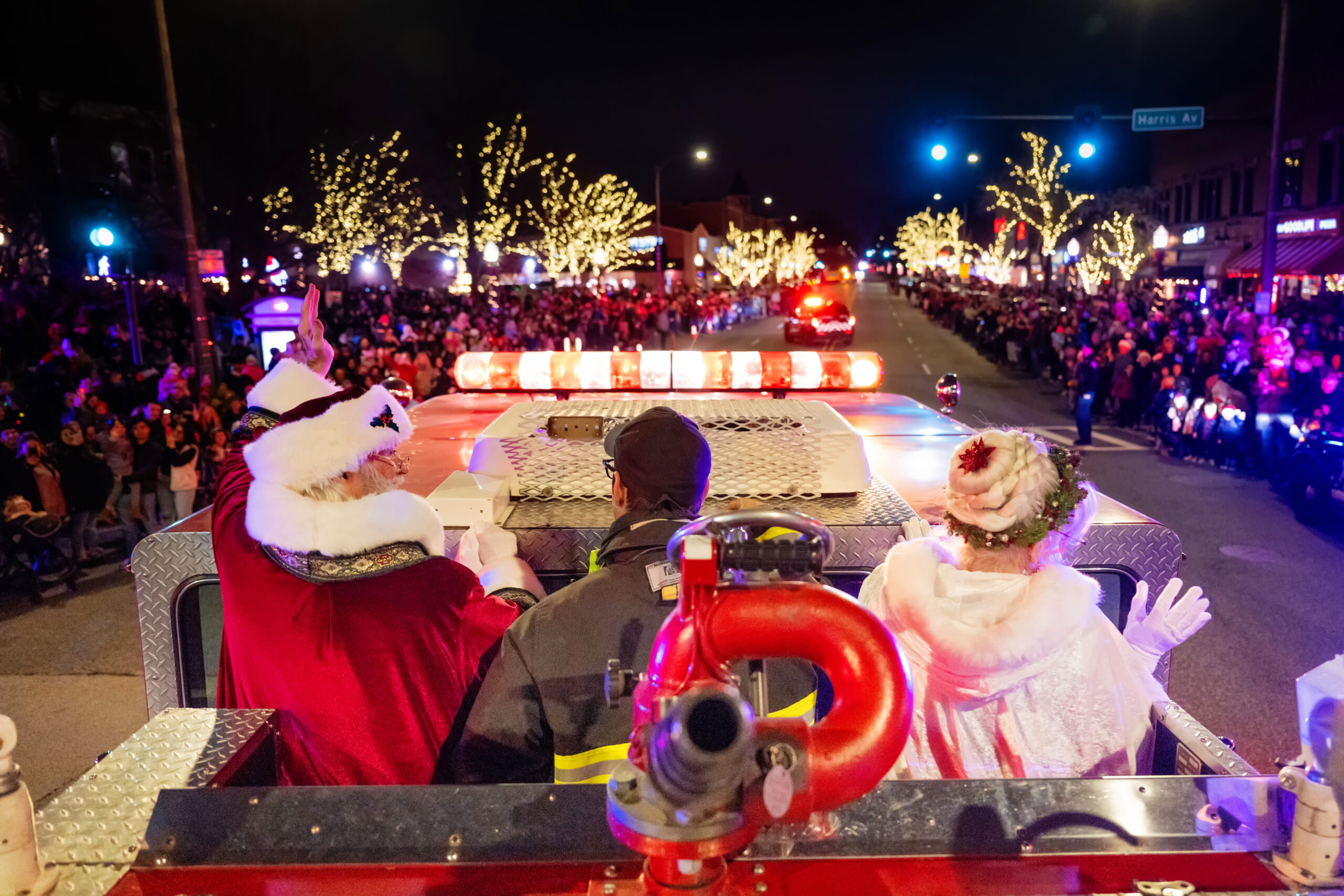 Discover Holiday Joy with La Grange’s Annual Hometown Holidays