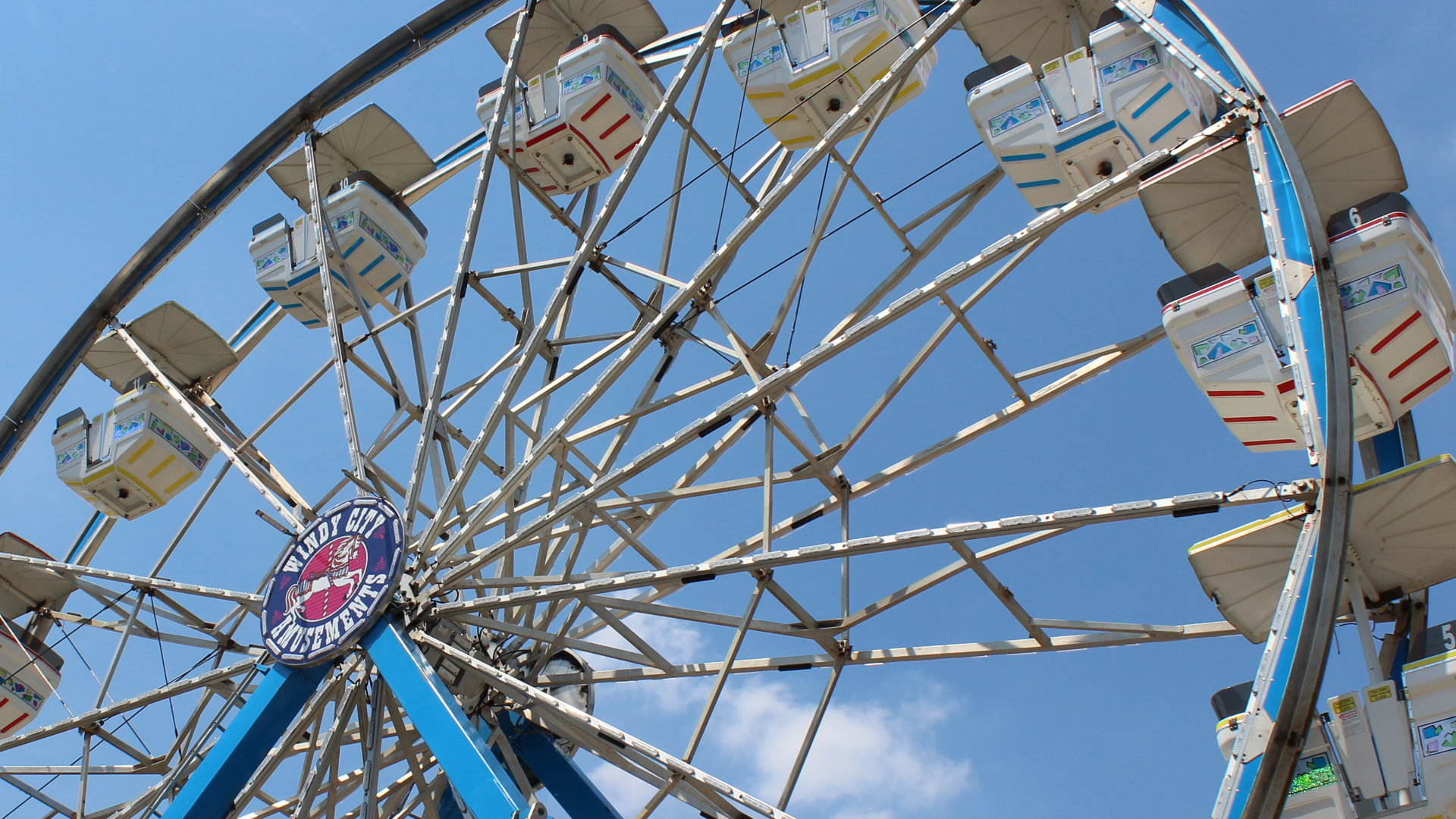 Ferris Wheel During the Day